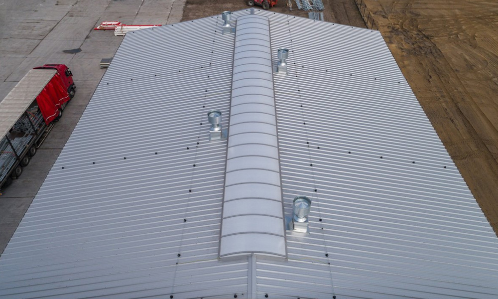 metal sandwich panel roof for plant