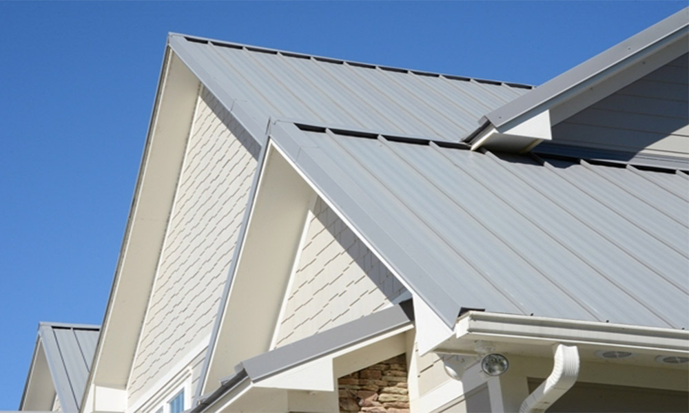 roof sheet flashing application