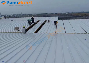 PU Sandwich Roof Panel Installation