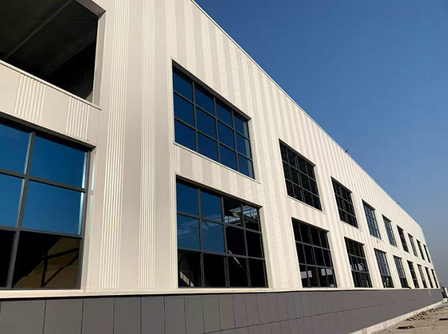 Sandwich panels building