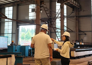 Inspección diaria de la estructura de acero de Yumisteel